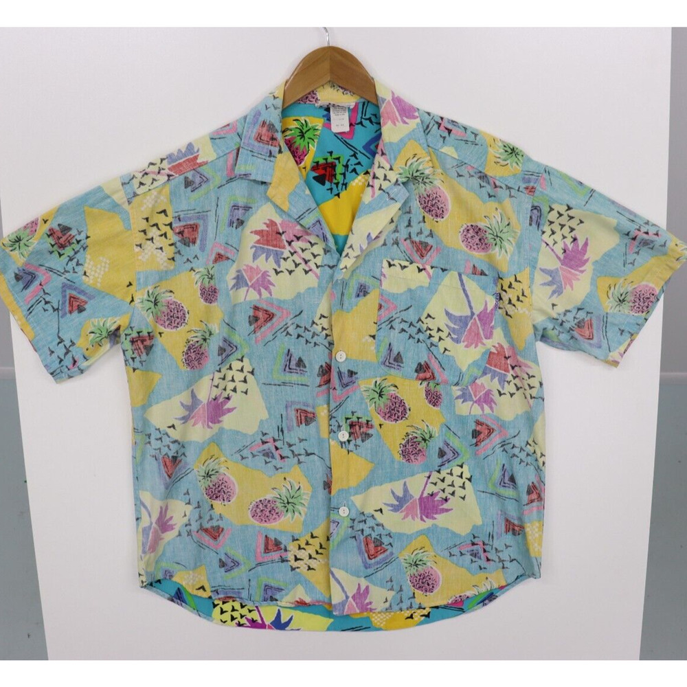 Vintage 1980's Riggers Surf Tropical Print Men't Short Sleeve Button Down Size M